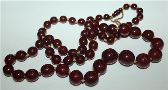 Cherry amberoid necklace